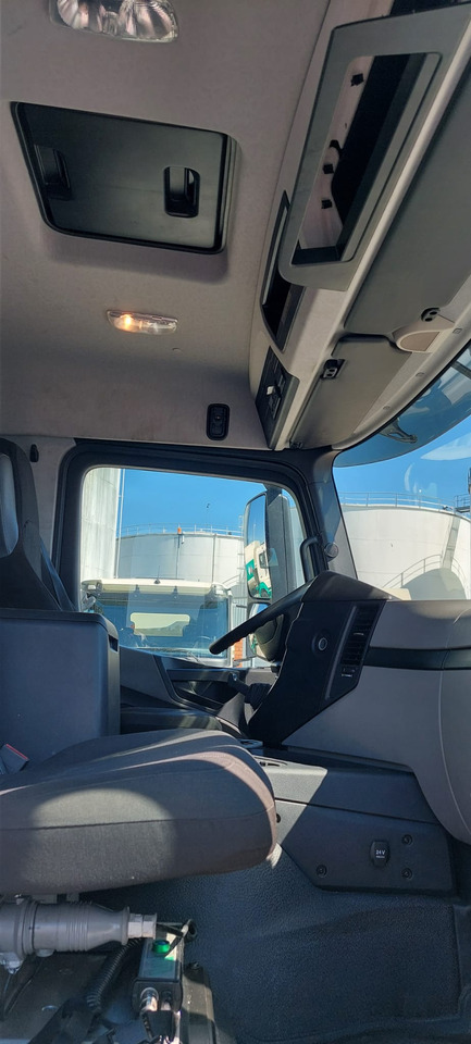 MERCEDES Antos - شاحنة صهريج: صورة 5 MERCEDES Antos - شاحنة صهريج: صورة 5