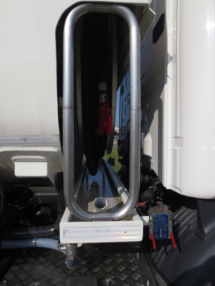 SCANIA G370 - شاحنة صهريج: صورة 4 SCANIA G370 - شاحنة صهريج: صورة 4