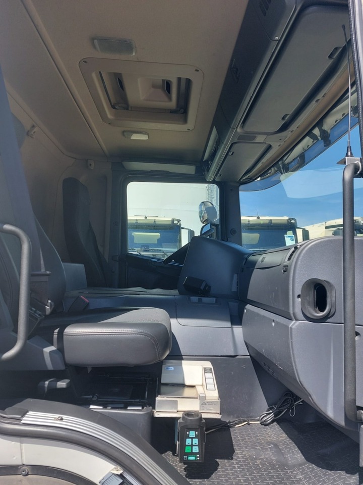 SCANIA PRT - شاحنة صهريج: صورة 3 SCANIA PRT - شاحنة صهريج: صورة 3