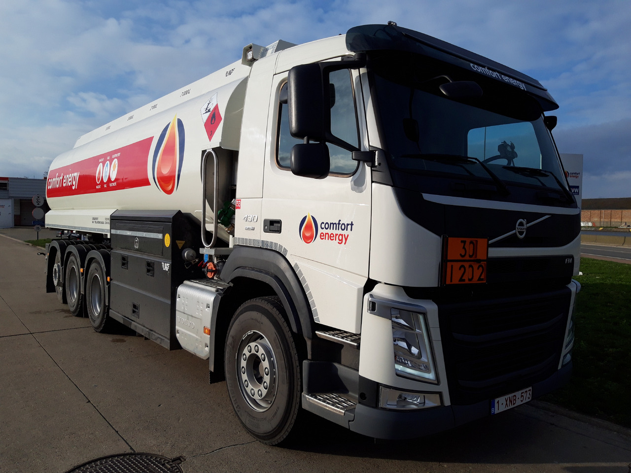 شاحنة صهريج VOLVO FM: صورة 7