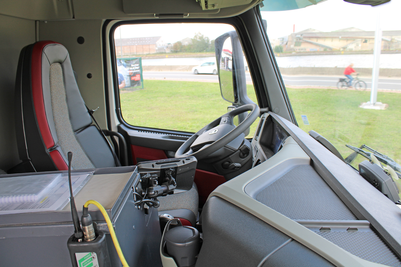 VOLVO FM - شاحنة صهريج: صورة 5 VOLVO FM - شاحنة صهريج: صورة 5