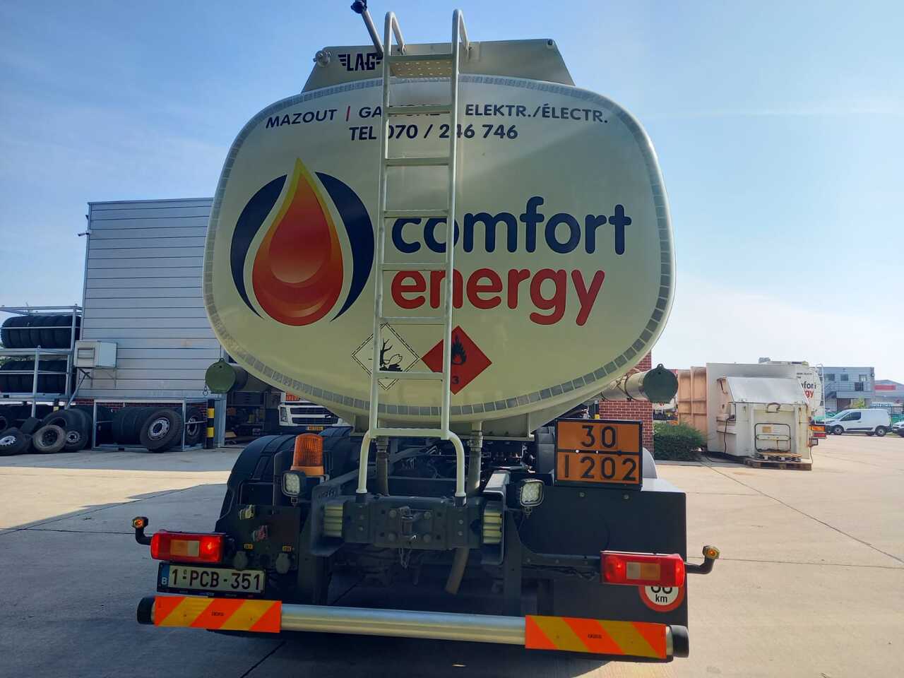 شاحنة صهريج VOLVO FM: صورة 9 شاحنة صهريج VOLVO FM: صورة 9