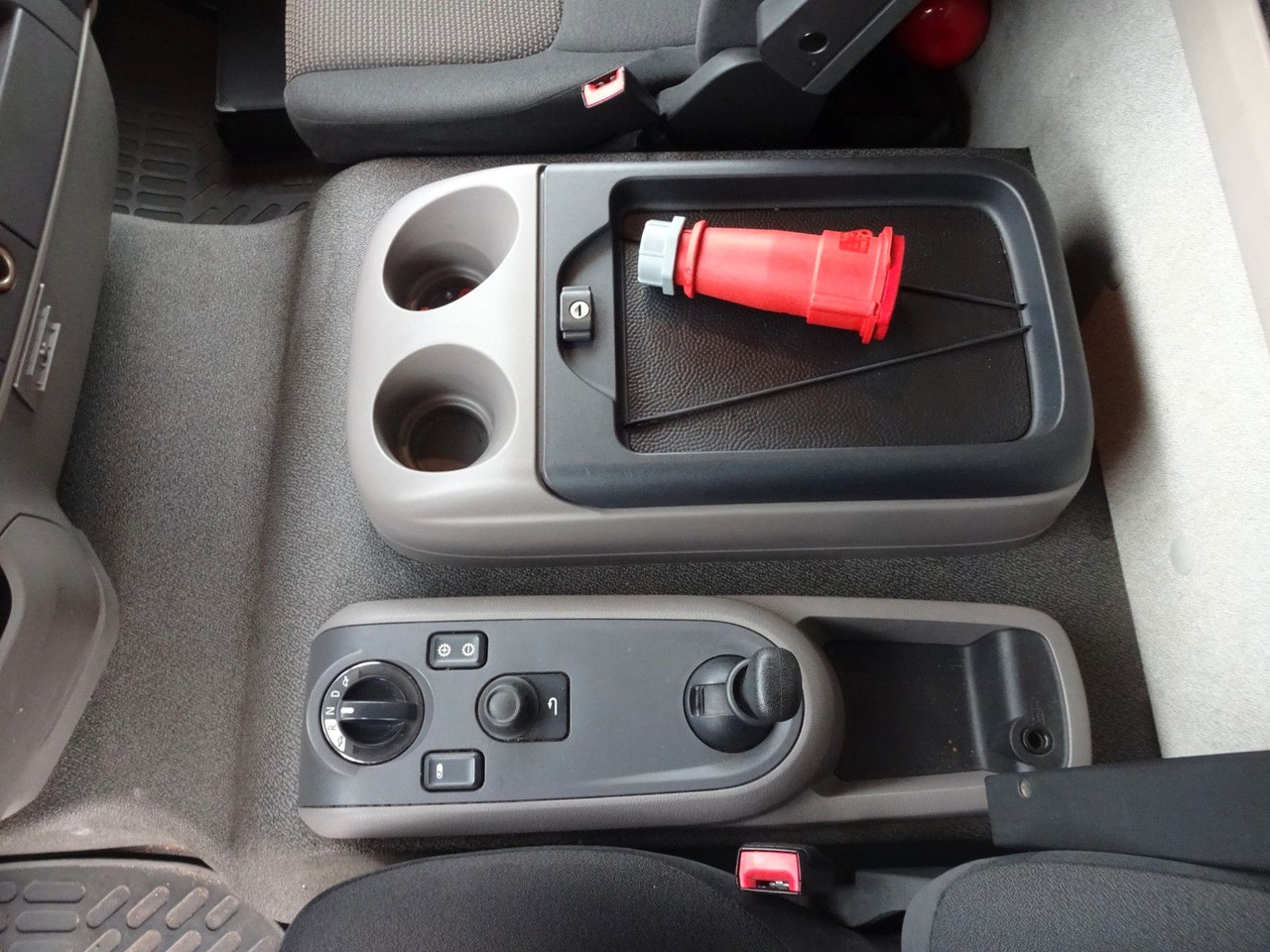 جديدة شاحنة الفريزر DAF LF 220, 16 T, LBW, Türen, Klima, Automat, Kamera: صورة 14