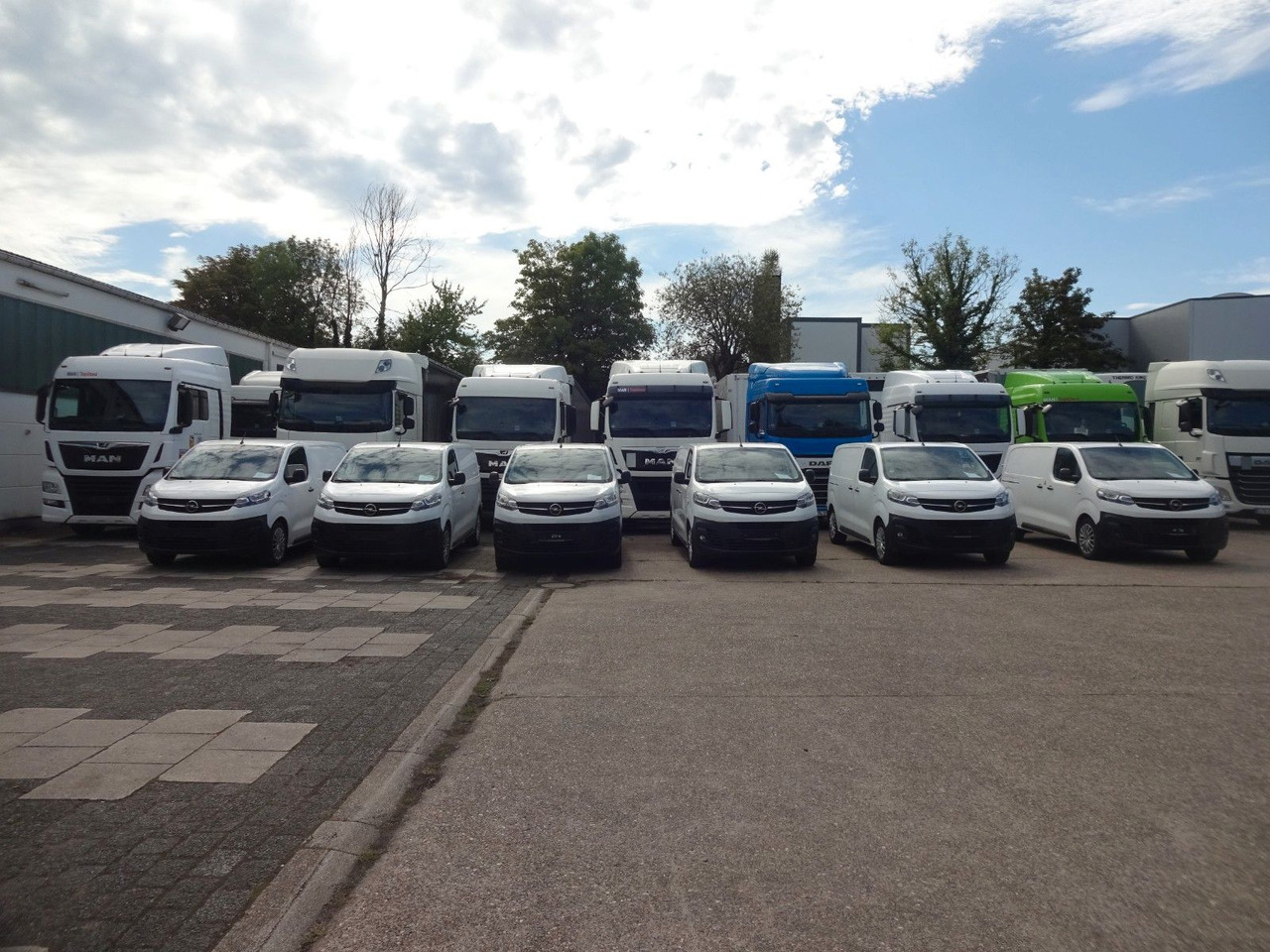Opel Opel 5 x Vivaro Kasten L1H1, Klima, PDC, - فان المدمجة: صورة 2 Opel Opel 5 x Vivaro Kasten L1H1, Klima, PDC, - فان المدمجة: صورة 2