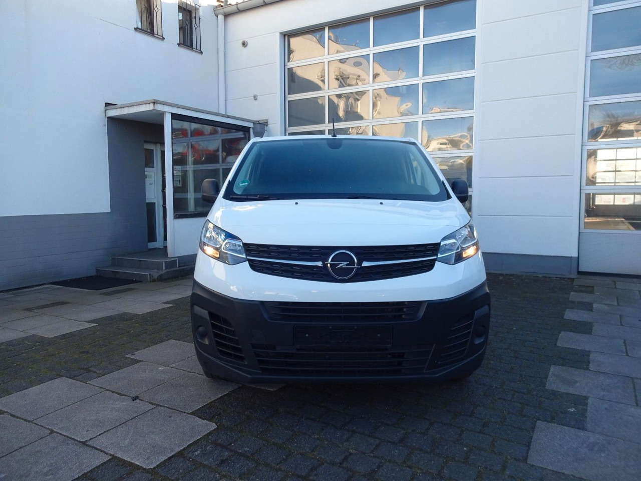 Opel Opel 5 x Vivaro Kasten L1H1, Klima, PDC, - فان المدمجة: صورة 4 Opel Opel 5 x Vivaro Kasten L1H1, Klima, PDC, - فان المدمجة: صورة 4