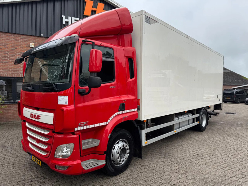 DAF CF 260 4X2 7.6 Frigoblock FK12 -25 Trennwand 2T LBW, HEIWO, Top condition - شاحنة صندوق متساوي: صورة 1 DAF CF 260 4X2 7.6 Frigoblock FK12 -25 Trennwand 2T LBW, HEIWO, Top condition - شاحنة صندوق متساوي: صورة 1