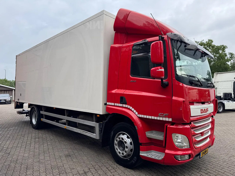 DAF CF 260 4X2 7.6 Frigoblock FK12 -25 Trennwand 2T LBW, HEIWO, Top condition - شاحنة صندوق متساوي: صورة 2 DAF CF 260 4X2 7.6 Frigoblock FK12 -25 Trennwand 2T LBW, HEIWO, Top condition - شاحنة صندوق متساوي: صورة 2