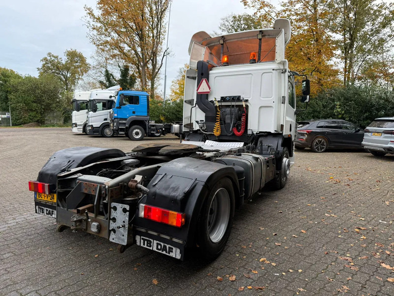 DAF CF 75.250 Handgeschakeld/Manual EURO 3 - وحدة جر: صورة 3 DAF CF 75.250 Handgeschakeld/Manual EURO 3 - وحدة جر: صورة 3