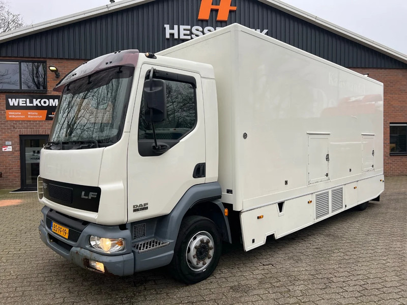 DAF LF 180 4X2 Verkoopopbouw/Verkaufsaufbau +Koeling Hydraulisch uitklapbaar - شاحنة بيع الطعام: صورة 3 DAF LF 180 4X2 Verkoopopbouw/Verkaufsaufbau +Koeling Hydraulisch uitklapbaar - شاحنة بيع الطعام: صورة 3