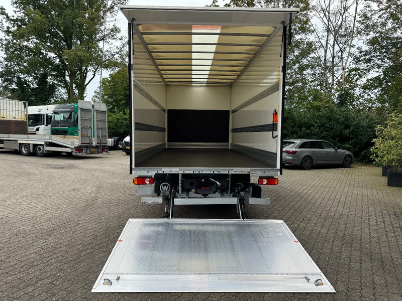 DAF LF 210 FA 6.1M Bakwagen NIEUW, Volledige garantie 3 jaar, Laadklep - Airco - Vangmuil - شاحنة مقفلة: صورة 5 DAF LF 210 FA 6.1M Bakwagen NIEUW, Volledige garantie 3 jaar, Laadklep - Airco - Vangmuil - شاحنة مقفلة: صورة 5