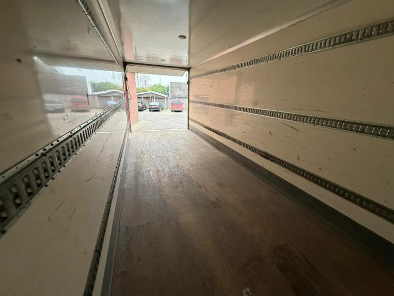 شاحنة مقفلة DAF LF 220 1500kg LBW Airco Zijdeur 448.220KM 7.6M NL Truck APK/TUV 10-03-2026: صورة 20