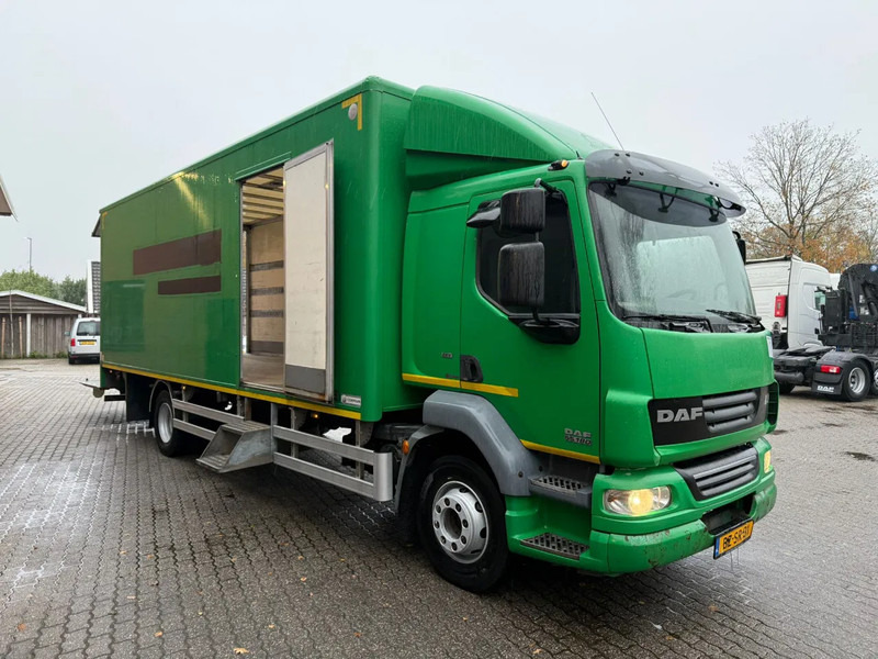 DAF LF 55.180 7.3M Koffer 1500KG LBW Zijdeur NL Truck - شاحنة مقفلة: صورة 5 DAF LF 55.180 7.3M Koffer 1500KG LBW Zijdeur NL Truck - شاحنة مقفلة: صورة 5
