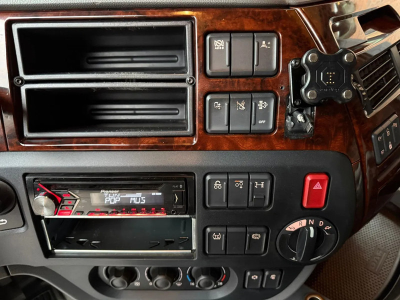 وحدة جر DAF XF 440 6X2 FTP Space Cab Standairco NL Truck: صورة 17 وحدة جر DAF XF 440 6X2 FTP Space Cab Standairco NL Truck: صورة 17