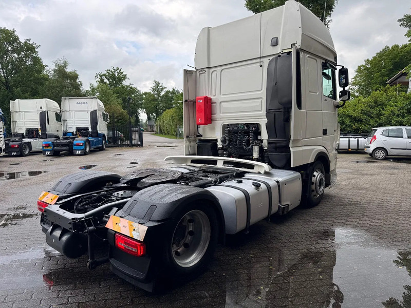 DAF XF 480 Mega SSC 2X tank Standklima Retarder 668.740KM - وحدة جر: صورة 5 DAF XF 480 Mega SSC 2X tank Standklima Retarder 668.740KM - وحدة جر: صورة 5