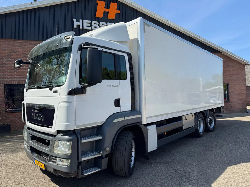 MAN TGS 26.320 EEV Koffer Stuuras AHK 3.000KG LBW 337.340KM! NL TRUCK - شاحنة مقفلة: صورة 1 MAN TGS 26.320 EEV Koffer Stuuras AHK 3.000KG LBW 337.340KM! NL TRUCK - شاحنة مقفلة: صورة 1