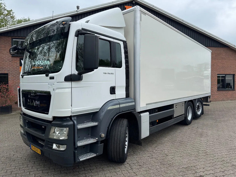 MAN TGS 26.320 EEV Koffer Stuuras AHK 3.000KG LBW 360.390KM! NL TRUCK - شاحنة مقفلة: صورة 1 MAN TGS 26.320 EEV Koffer Stuuras AHK 3.000KG LBW 360.390KM! NL TRUCK - شاحنة مقفلة: صورة 1