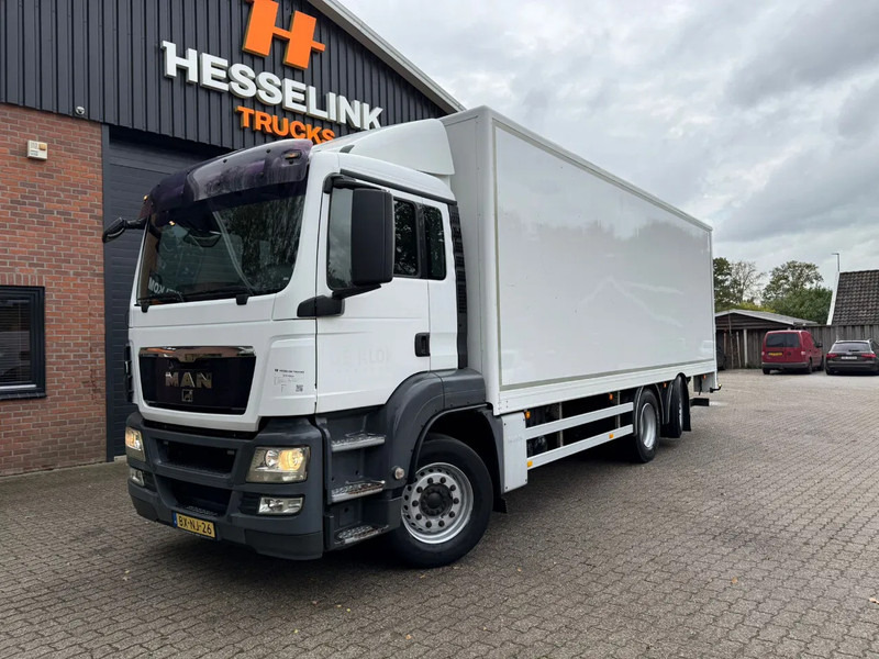 MAN TGS 26.320 Koffer Stuuras AHK 2500KG LBW 580.347KM! NL Truck - شاحنة مقفلة: صورة 1 MAN TGS 26.320 Koffer Stuuras AHK 2500KG LBW 580.347KM! NL Truck - شاحنة مقفلة: صورة 1