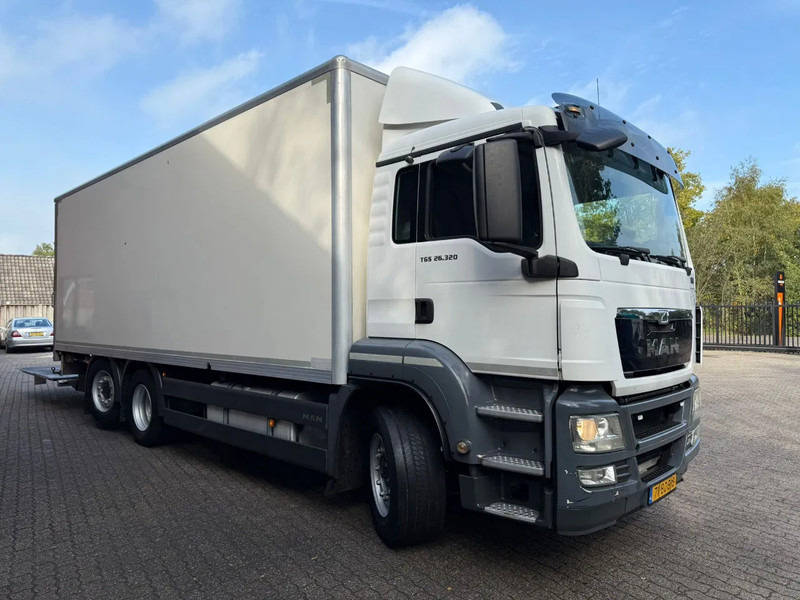 MAN TGS 26.320 Koffer Stuuras AHK 3.000KG LBW 353.980KM! NL Truck APK/TUV 11-03-2026 - شاحنة مقفلة: صورة 2 MAN TGS 26.320 Koffer Stuuras AHK 3.000KG LBW 353.980KM! NL Truck APK/TUV 11-03-2026 - شاحنة مقفلة: صورة 2