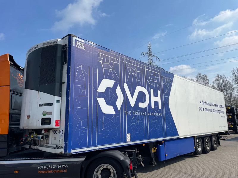 Schmitz Cargobull SKO 24 Thermo King SLX Spectrum Multi temp Dhollandia LBW 2T 270H 250B - نصف مقطورة متساوي الحرارة: صورة 1 Schmitz Cargobull SKO 24 Thermo King SLX Spectrum Multi temp Dhollandia LBW 2T 270H 250B - نصف مقطورة متساوي الحرارة: صورة 1