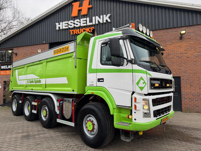 Terberg FM 2000 8X8 21m3 Isolated Hardox Manual gearbox NL truck - شاحنة قلاب: صورة 5 Terberg FM 2000 8X8 21m3 Isolated Hardox Manual gearbox NL truck - شاحنة قلاب: صورة 5