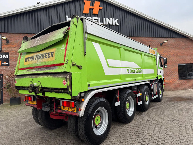 Terberg FM 2000 8X8 21m3 Isolated Hardox Manual gearbox NL truck - شاحنة قلاب: صورة 4 Terberg FM 2000 8X8 21m3 Isolated Hardox Manual gearbox NL truck - شاحنة قلاب: صورة 4