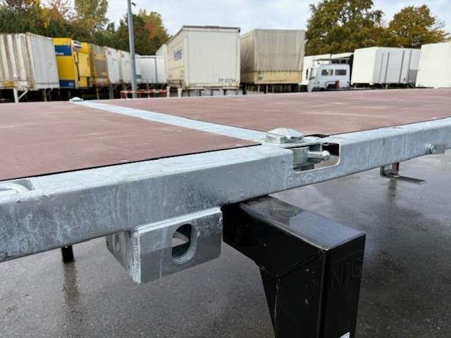 Bowmann BDF-System, 7.450 mm lang, mit TWIST-LOCKS im Rahmen für Transport von 20 Fuß Containern - جسم الشاحنة المسطحة: صورة 1 Bowmann BDF-System, 7.450 mm lang, mit TWIST-LOCKS im Rahmen für Transport von 20 Fuß Containern - جسم الشاحنة المسطحة: صورة 1