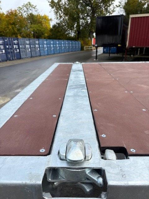 Bowmann BDF-System, 7.450 mm lang, mit TWIST-LOCKS im Rahmen für Transport von 20 Fuß Containern - جسم الشاحنة المسطحة: صورة 3 Bowmann BDF-System, 7.450 mm lang, mit TWIST-LOCKS im Rahmen für Transport von 20 Fuß Containern - جسم الشاحنة المسطحة: صورة 3