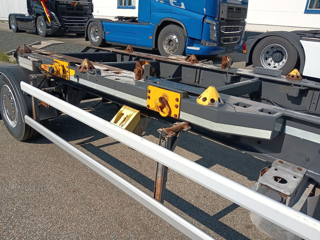 مقطورة هوك ليفت/ لود لوجر Hüffermann 2-A VARIO-CARRIER VERZINKT SAFETYFIX Reifen/TÜV: صورة 17