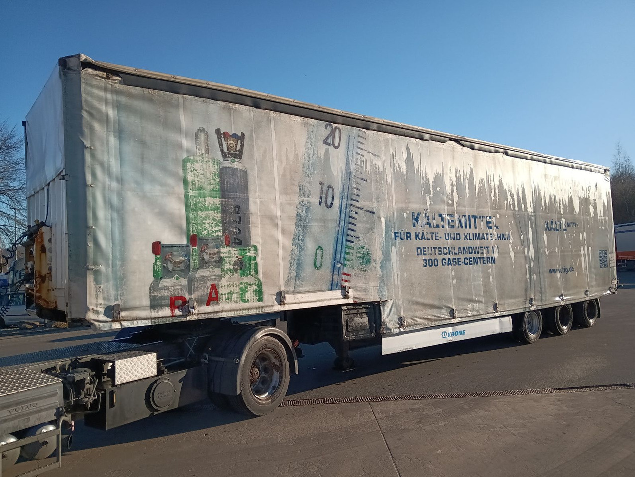 Krone SDP 27 12,2m JUMBO BPW 235/75R17,5 Reifen 90% - عربة منخفضة مسطحة نصف مقطورة: صورة 1 Krone SDP 27 12,2m JUMBO BPW 235/75R17,5 Reifen 90% - عربة منخفضة مسطحة نصف مقطورة: صورة 1