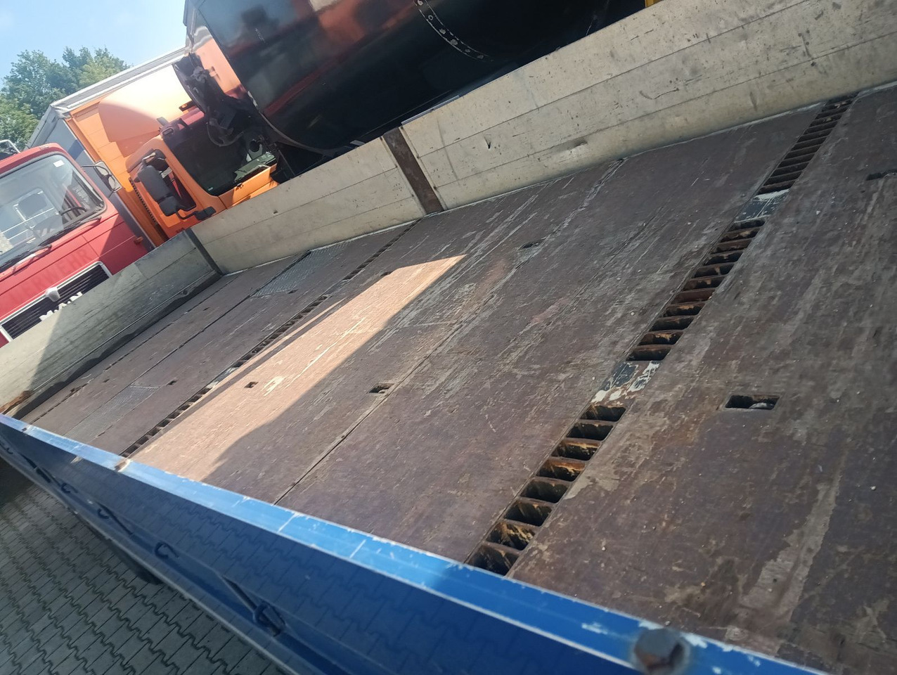 MAN TGM 15:290 4x2BL 8,5t NL 7m Klima 50erAHK Rungen - شاحنات مسطحة: صورة 4 MAN TGM 15:290 4x2BL 8,5t NL 7m Klima 50erAHK Rungen - شاحنات مسطحة: صورة 4