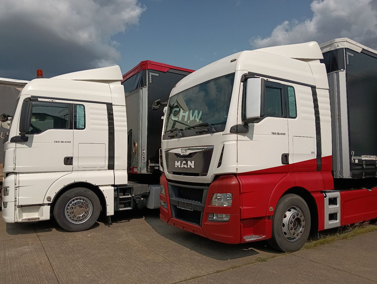 MAN TGX 18:440 BLS INTARDER Vollspoiler Reifen70-90% MAN TGX 18:440 BLS INTARDER Vollspoiler Reifen70-90% - وحدة جر: صورة 4 MAN TGX 18:440 BLS INTARDER Vollspoiler Reifen70-90% MAN TGX 18:440 BLS INTARDER Vollspoiler Reifen70-90% - وحدة جر: صورة 4
