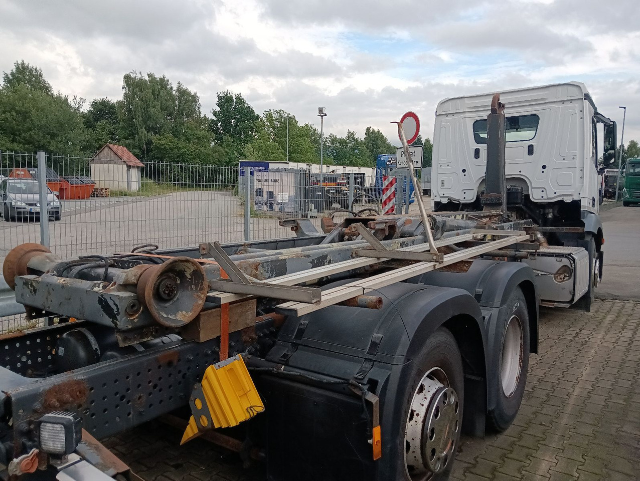 Mercedes-Benz 2545 6x2 Lenk/Lift MEILLER RK2070 Luft/Luft - شاحنة هيكل كابينة: صورة 3 Mercedes-Benz 2545 6x2 Lenk/Lift MEILLER RK2070 Luft/Luft - شاحنة هيكل كابينة: صورة 3