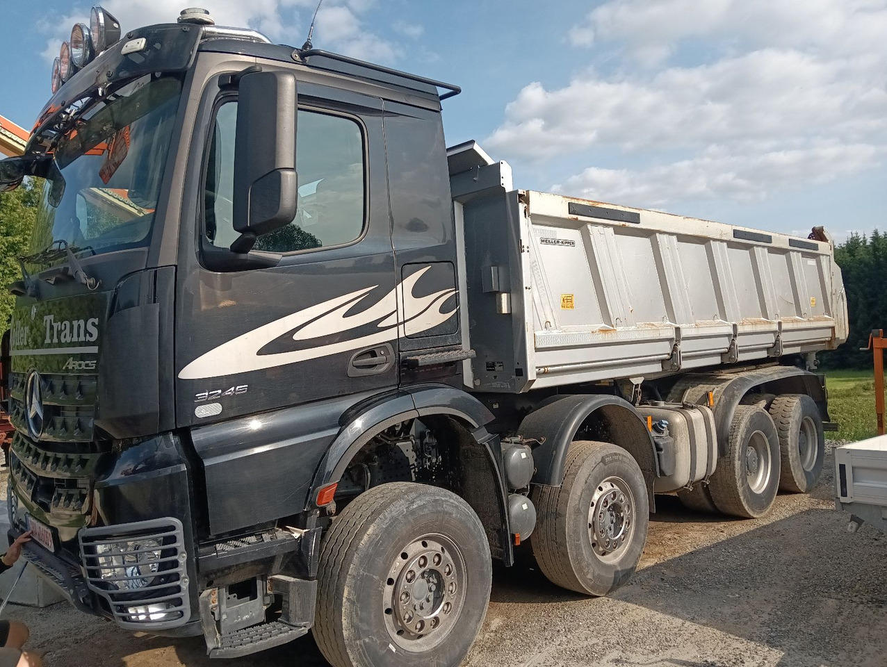 Mercedes-Benz AROCS 3246 8x4 MEILLER 3-Seiten Bordmatic SCHALT - شاحنة قلاب: صورة 3 Mercedes-Benz AROCS 3246 8x4 MEILLER 3-Seiten Bordmatic SCHALT - شاحنة قلاب: صورة 3