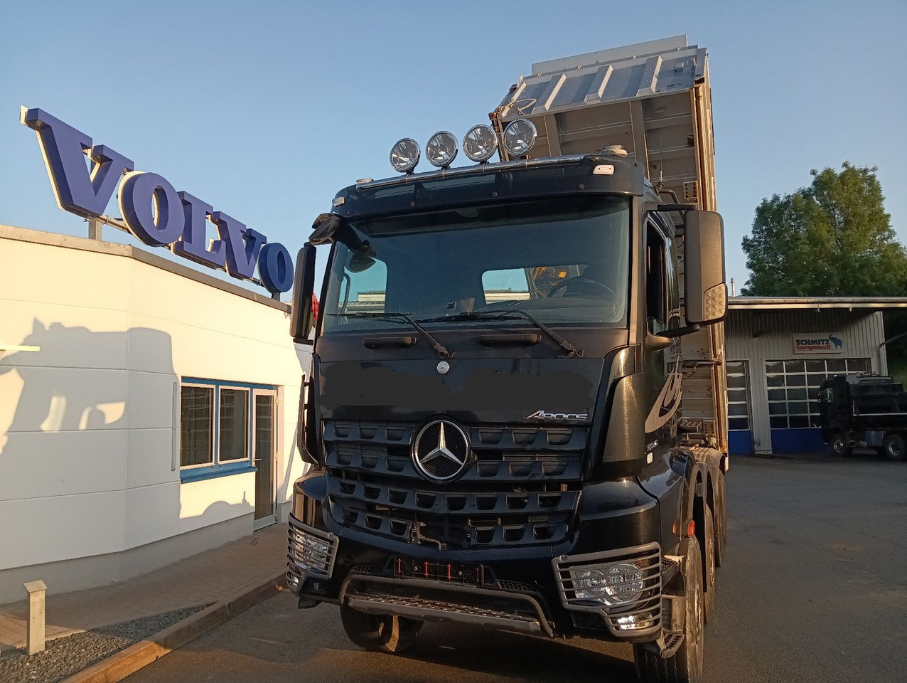 Mercedes-Benz AROCS 3246 8x4 MEILLER 3-Seiten Bordmatic SCHALT - شاحنة قلاب: صورة 1 Mercedes-Benz AROCS 3246 8x4 MEILLER 3-Seiten Bordmatic SCHALT - شاحنة قلاب: صورة 1