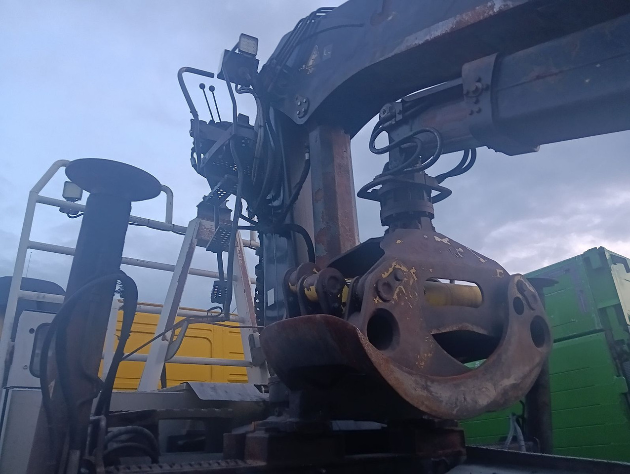 Palfinger EPSILON E250L82 Langholzkran+GLOGGER Aufbau+Anhä - شاحنة قطع الأشجار, شاحنة كرين: صورة 5 Palfinger EPSILON E250L82 Langholzkran+GLOGGER Aufbau+Anhä - شاحنة قطع الأشجار, شاحنة كرين: صورة 5