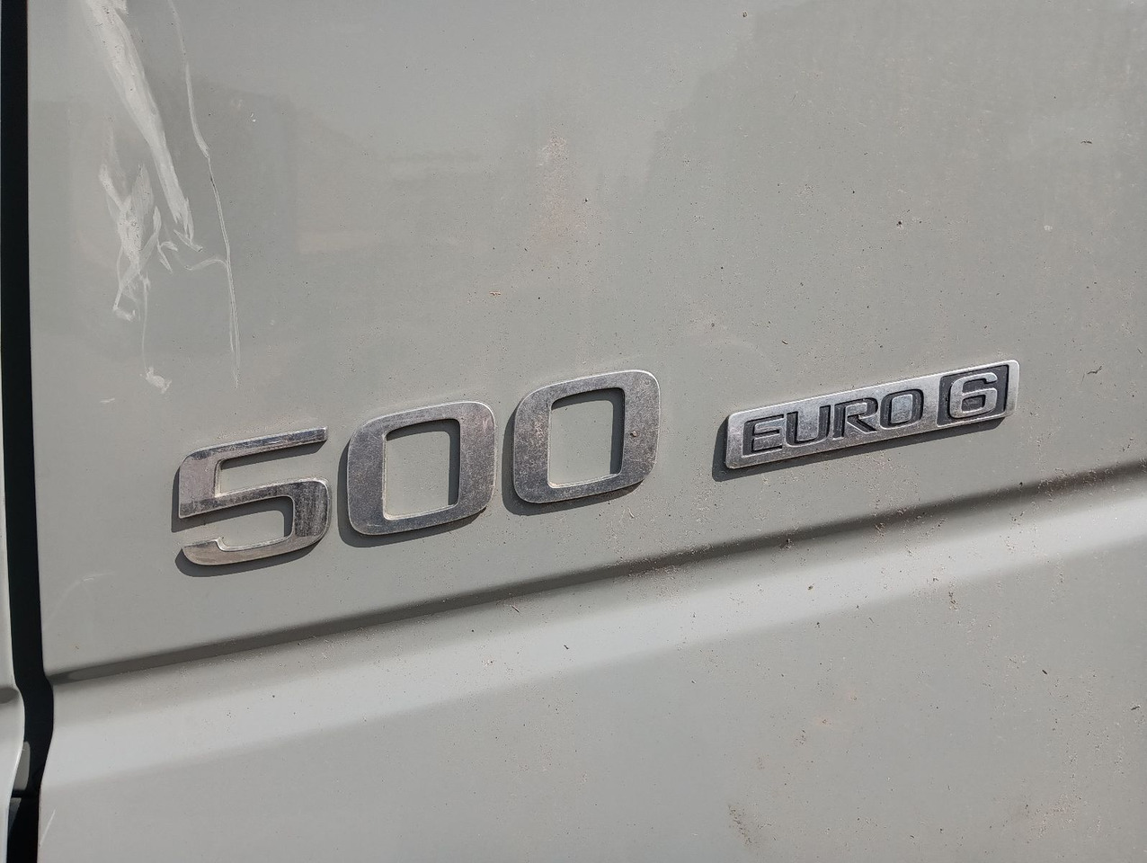 Volvo FH 500 Globe CRAWLER Hydr.,Luft/Luft Motor läuft - وحدة جر: صورة 2 Volvo FH 500 Globe CRAWLER Hydr.,Luft/Luft Motor läuft - وحدة جر: صورة 2