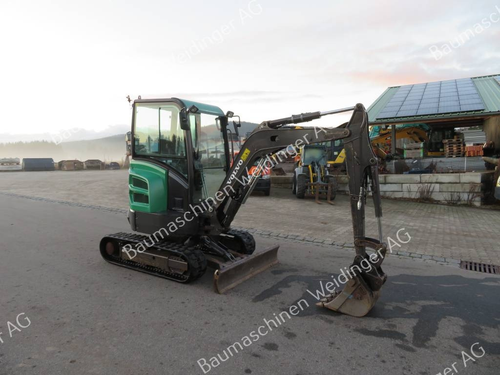 Volvo ECR 25 D - حفارة مُصَّغرة: صورة 1 Volvo ECR 25 D - حفارة مُصَّغرة: صورة 1