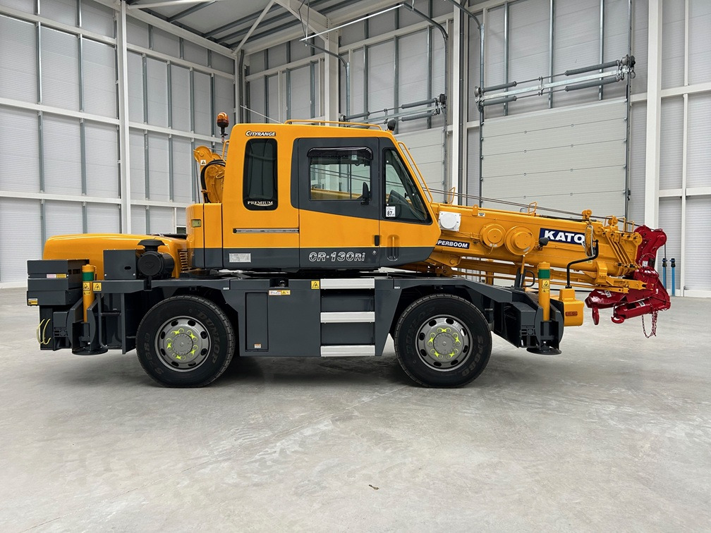 KATO CR-130Ri - 13 Ton City Crane in Excellent Condition - موبايل كرين: صورة 2 KATO CR-130Ri - 13 Ton City Crane in Excellent Condition - موبايل كرين: صورة 2