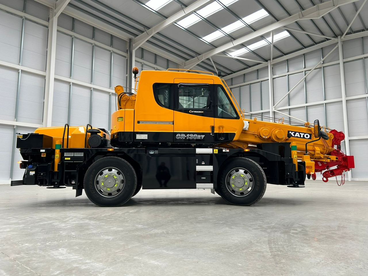 KATO CR-130Rv - 13 Ton City Crane with Joystick Control - موبايل كرين: صورة 2 KATO CR-130Rv - 13 Ton City Crane with Joystick Control - موبايل كرين: صورة 2