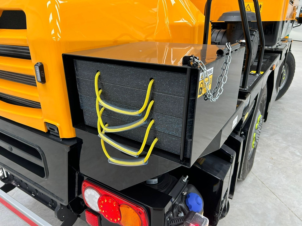 جديدة موبايل كرين KATO CR-130Rv - 13 Ton City Crane with Joystick Control: صورة 6