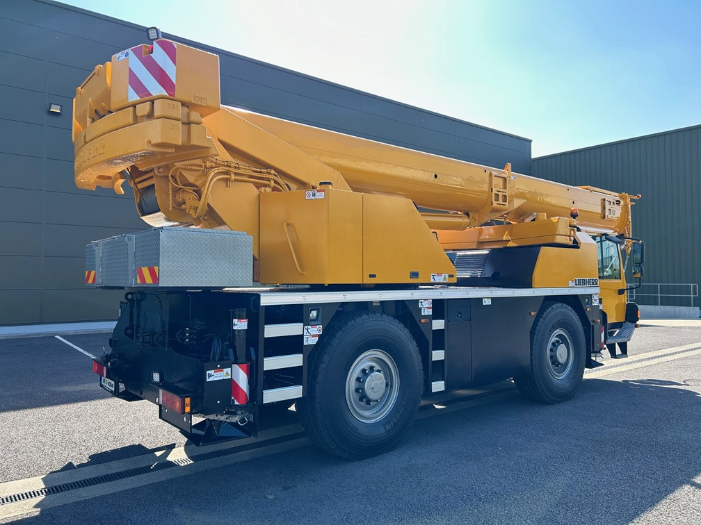 LIEBHERR LTM1040-2.1 - Excellent Condition - رافعة لجميع التضاريس: صورة 5 LIEBHERR LTM1040-2.1 - Excellent Condition - رافعة لجميع التضاريس: صورة 5