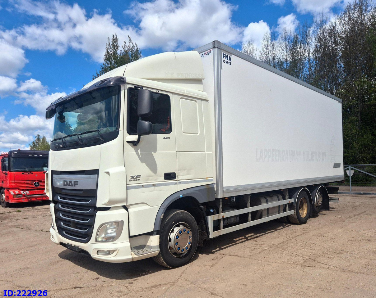 DAF XF 106 440 FAR 6x2 Euro6 - شاحنة صندوق متساوي: صورة 4 DAF XF 106 440 FAR 6x2 Euro6 - شاحنة صندوق متساوي: صورة 4