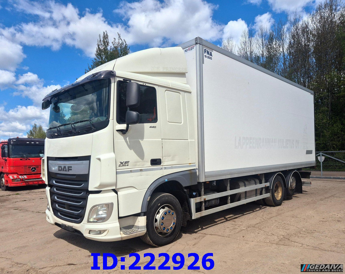 DAF XF 106 440 FAR 6x2 Euro6 - شاحنة صندوق متساوي: صورة 3 DAF XF 106 440 FAR 6x2 Euro6 - شاحنة صندوق متساوي: صورة 3