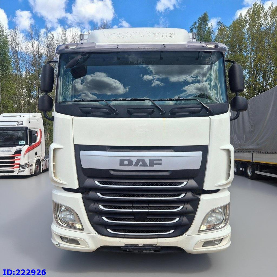 DAF XF 106 440 FAR 6x2 Euro6 - شاحنة صندوق متساوي: صورة 2 DAF XF 106 440 FAR 6x2 Euro6 - شاحنة صندوق متساوي: صورة 2