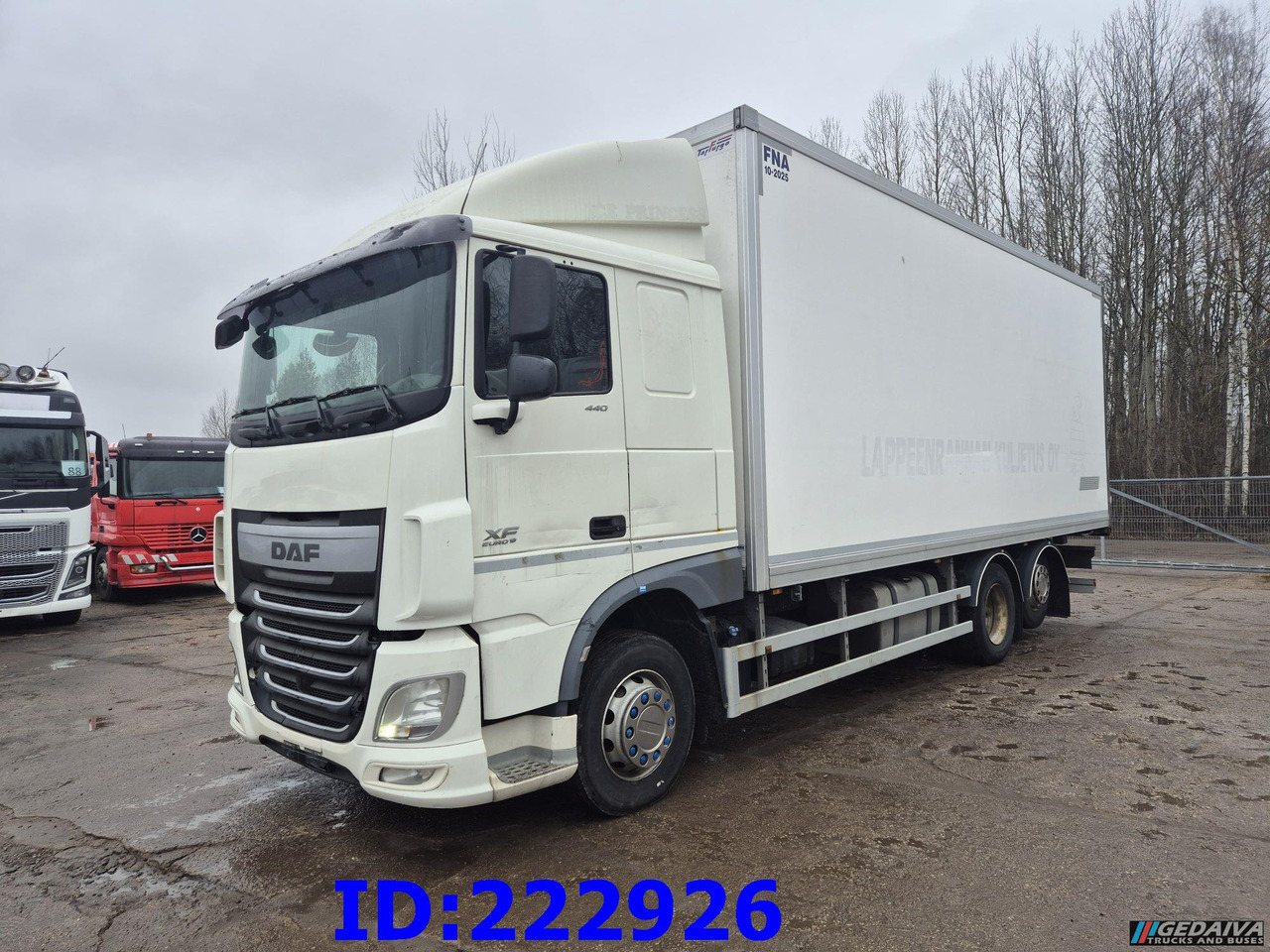 DAF XF 106 440 FAR 6x2 Euro6 - شاحنة صندوق متساوي: صورة 1 DAF XF 106 440 FAR 6x2 Euro6 - شاحنة صندوق متساوي: صورة 1
