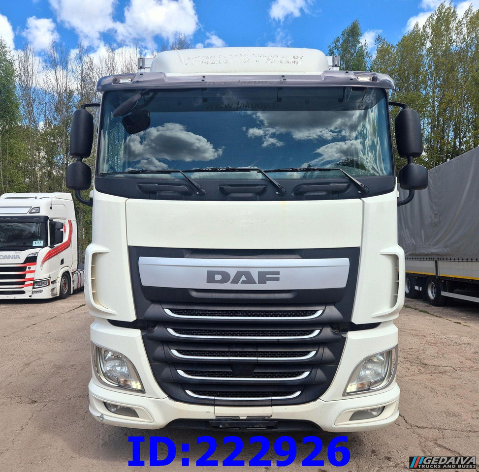 DAF XF 106 440 FAR 6x2 Euro6 - شاحنة صندوق متساوي: صورة 2 DAF XF 106 440 FAR 6x2 Euro6 - شاحنة صندوق متساوي: صورة 2