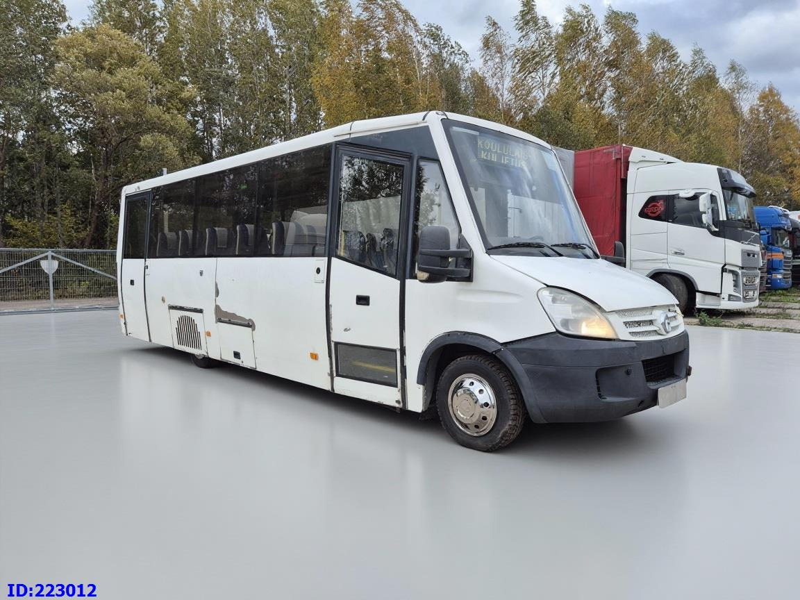 IVECO Daily 50C18 - 23-seater - حافلة صغيرة, مركبة كوتش: صورة 4 IVECO Daily 50C18 - 23-seater - حافلة صغيرة, مركبة كوتش: صورة 4