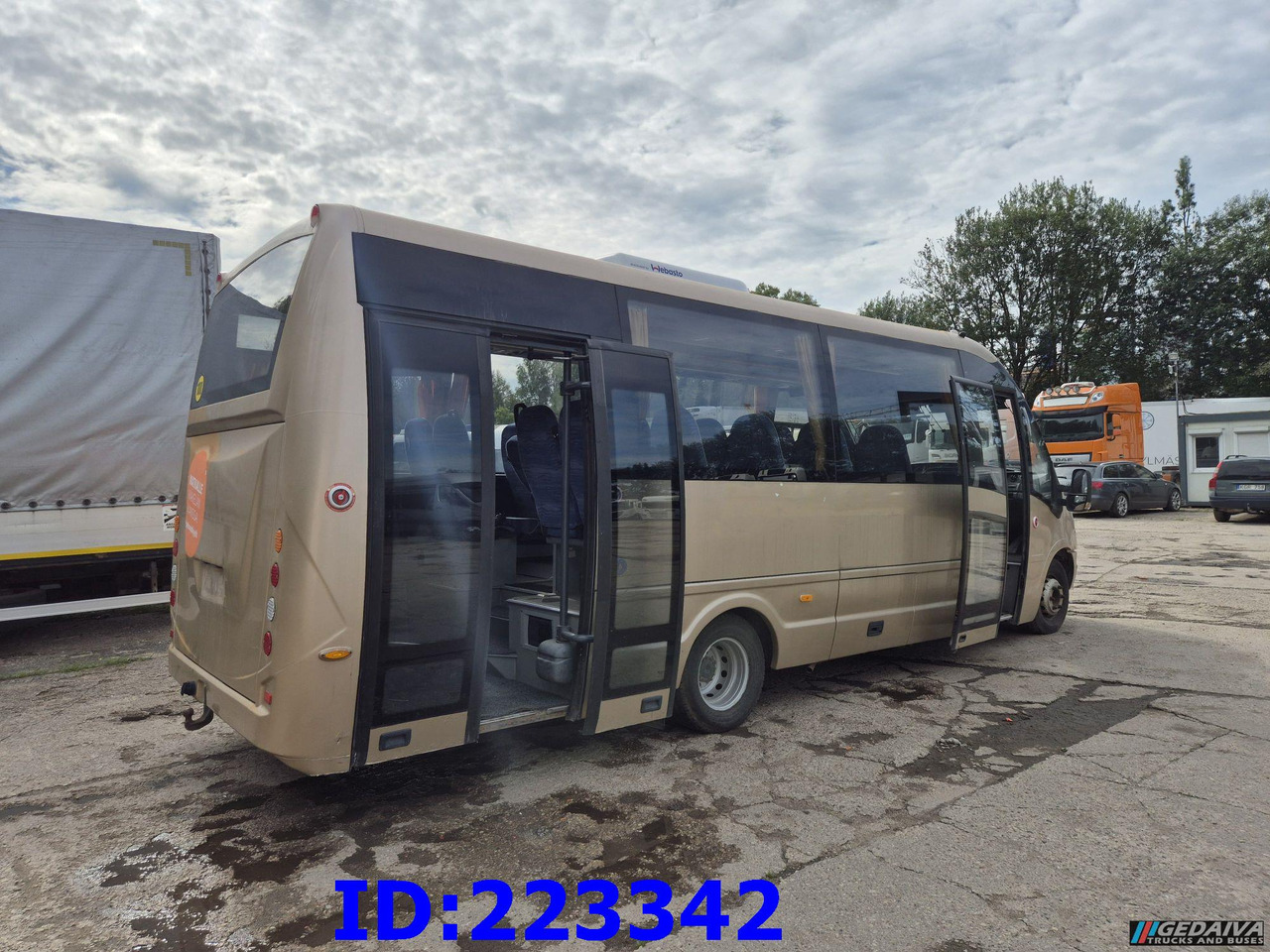 IVECO Rosero Euro5 34-Place (Gearbox defekt) - مركبة كوتش: صورة 4 IVECO Rosero Euro5 34-Place (Gearbox defekt) - مركبة كوتش: صورة 4