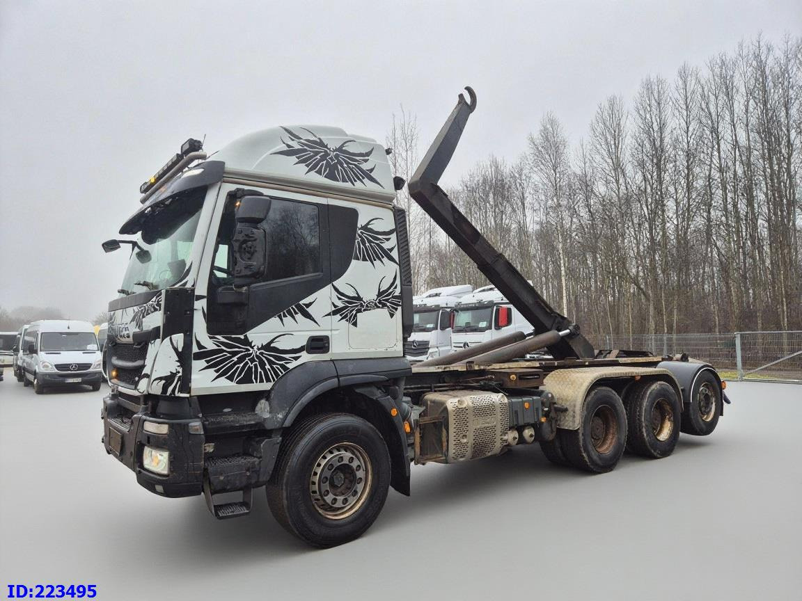 IVECO Stralis AT350 8x4 -Full steel - Steering axle - شاحنة ذات خطاف: صورة 1 IVECO Stralis AT350 8x4 -Full steel - Steering axle - شاحنة ذات خطاف: صورة 1