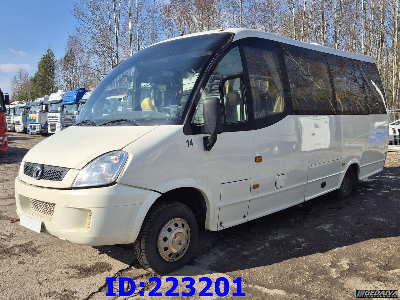 IVECO Wing 25-seater (Engine problem) - مركبة كوتش: صورة 1 IVECO Wing 25-seater (Engine problem) - مركبة كوتش: صورة 1